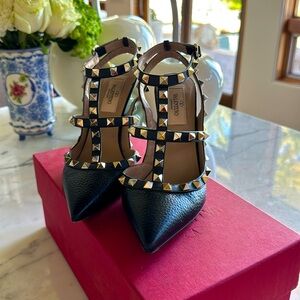 Black Valentino Heels